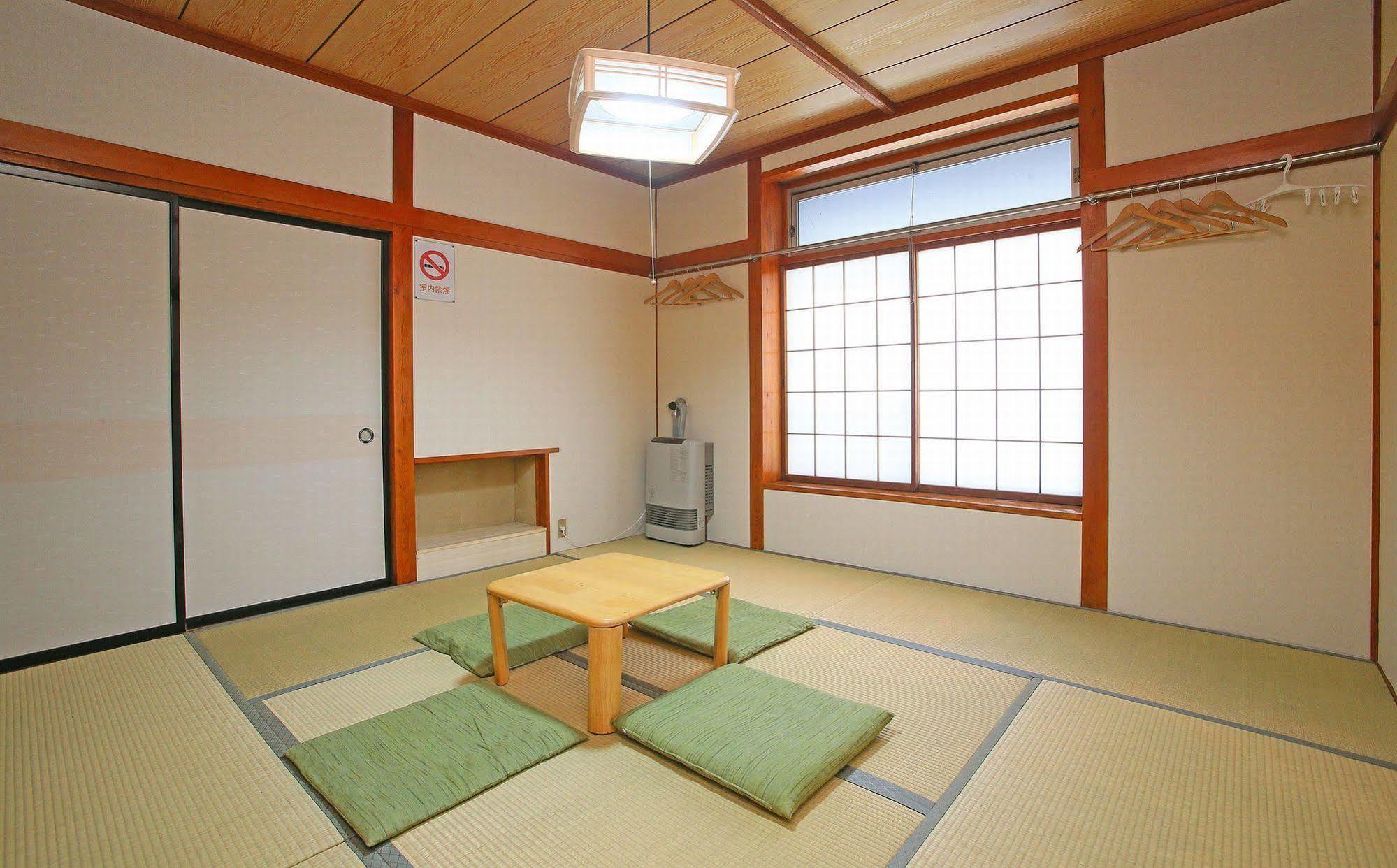Nozawaonsen Guest House Miyazawa Екстериор снимка
